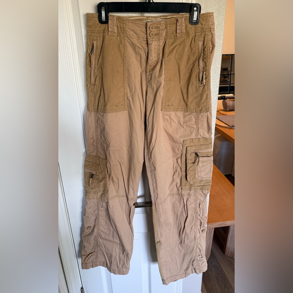 Abercrombie & Fitch Women's Tan Cargo Pants